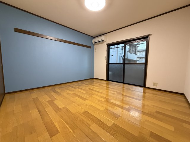 ラブリーローズの洋室