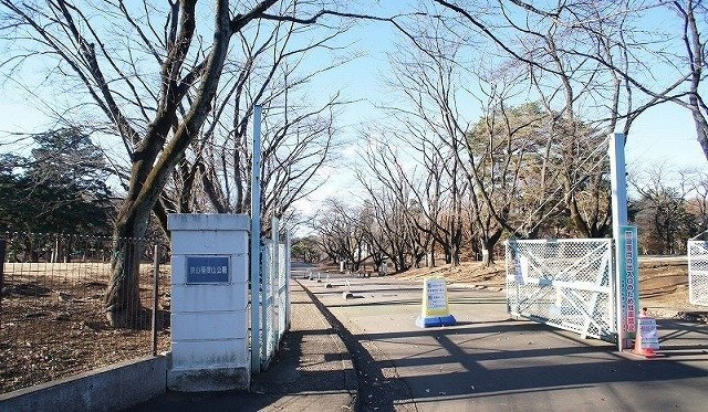 ラフレシールの周辺|稲荷山公園まで200m