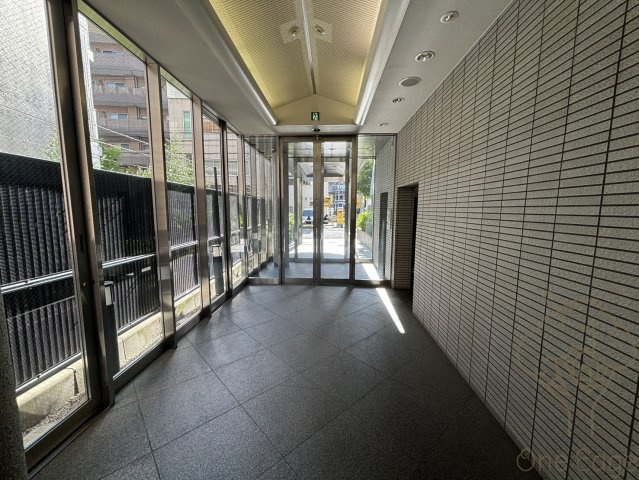 リーガル梅田のロビー