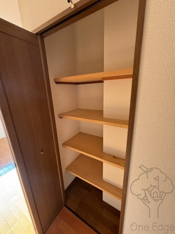 リーガル梅田の収納