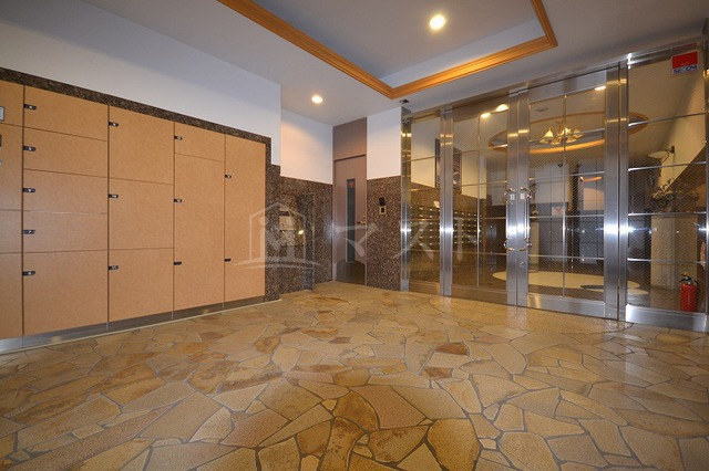 コンソラーレ同心のエントランス