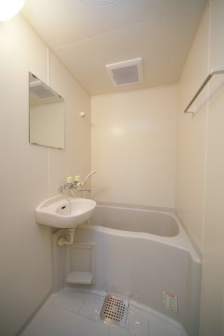 グリュック・雄の浴室