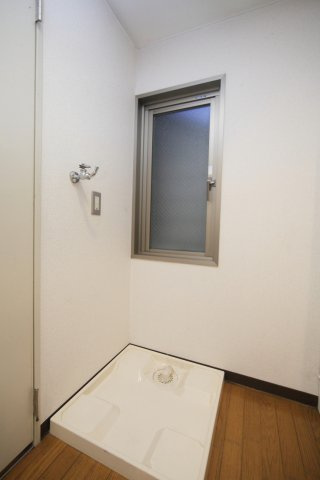 グリュック・雄の設備|洗濯機置き場
