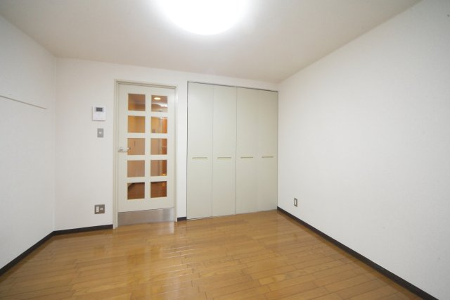 グリュック・雄の居間・リビング|4A号室