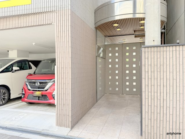 MARION KITAHORIE ANNEX　仲介手数料無料のエントランス