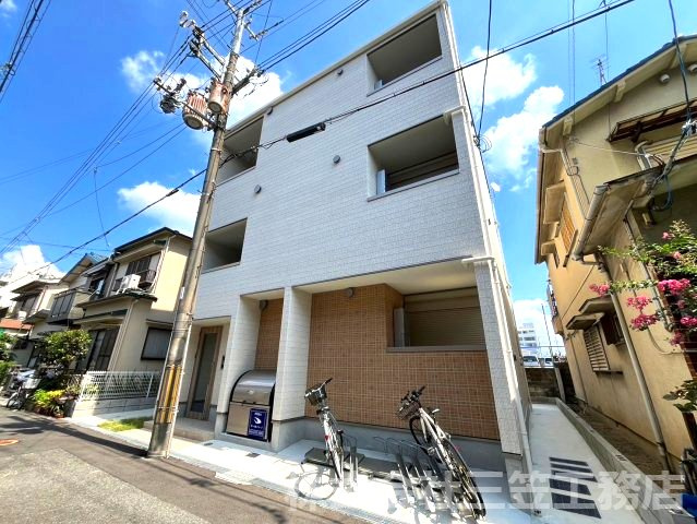 INOVE寝屋川の外観