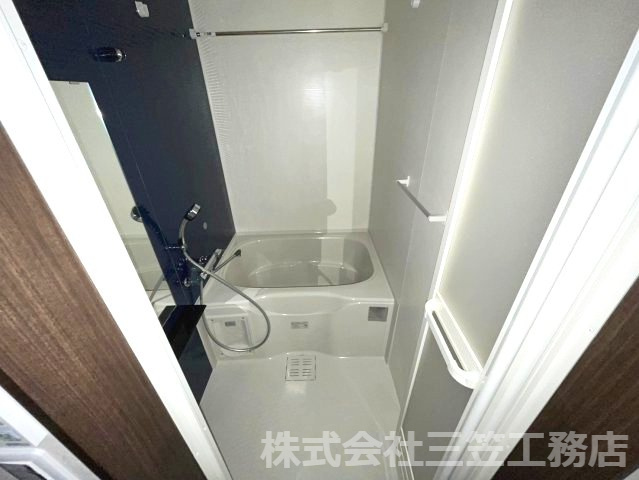 INOVE寝屋川の浴室
