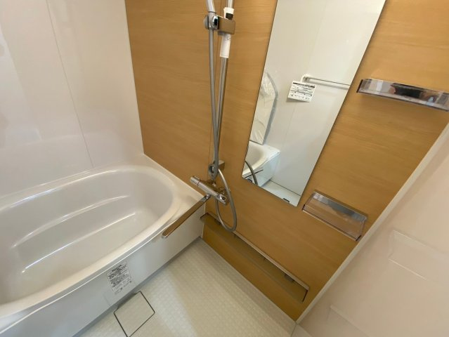 ライオンズマンション高針台の浴室|落ち着きのある雰囲気を演出したバスルーム、毎日の疲れを癒すバスタイムをお楽しみ下さい。