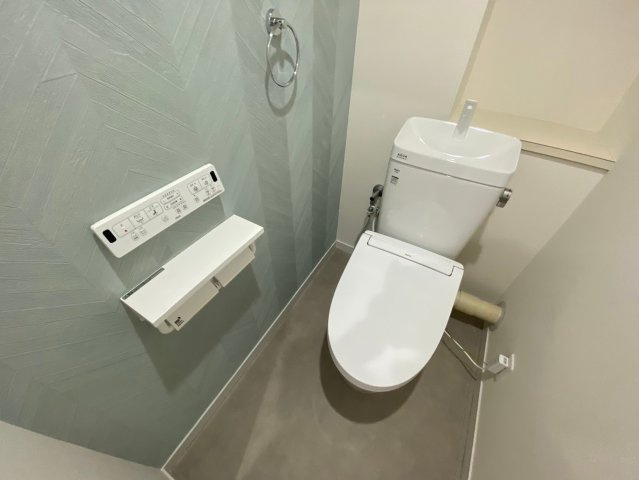 ライオンズマンション高針台のトイレ|清潔感溢れるトイレ。落ち着いた空間で安らぎの空間をお過ごしいただけます。