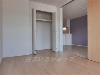 安芸高田市吉田町山手のアパートの収納