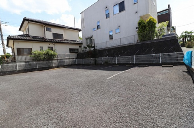 【駐車場】 | ハイカムール駒形