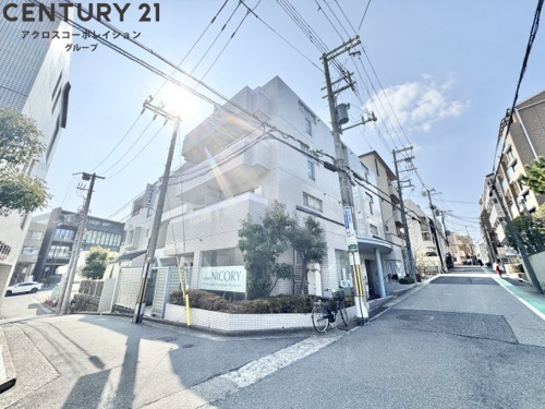 敷地内にゴミ置き場があります