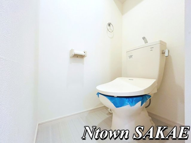 【トイレ】 | デザイナーズコーポ名北 | 落ち着いた色調のトイレです