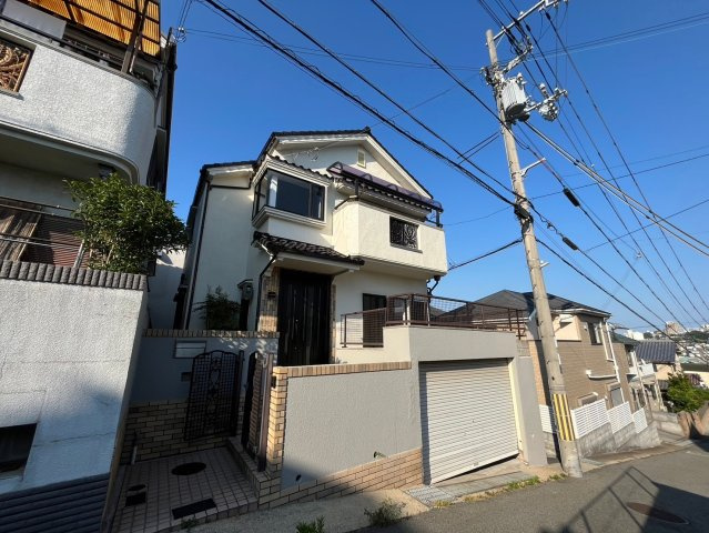 南多聞台２丁目 中古戸建の外観|外装塗装済みです！