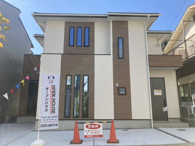 北区衣笠鏡石町の外観