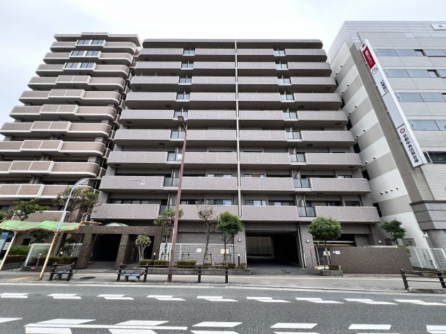 アヴェーレ守口の外観