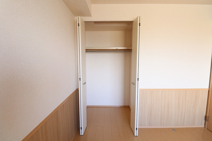 サニーウエル Aの収納|クローゼット