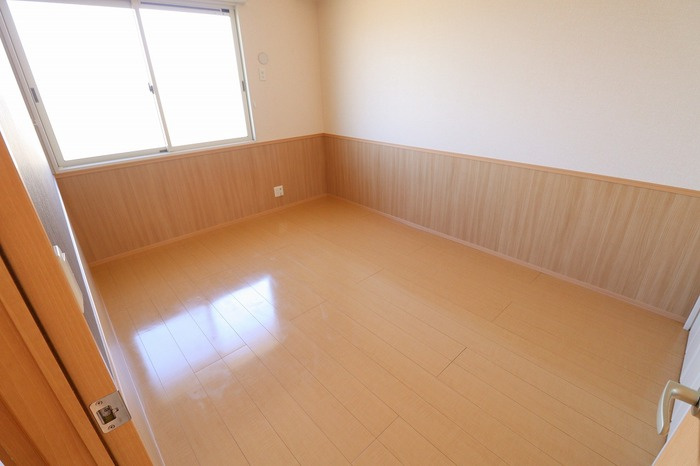 サニーウエル Aの寝室|北側洋室