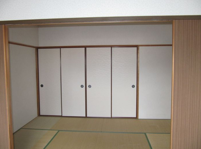 №8山一ビルの和室|きれいな和室です