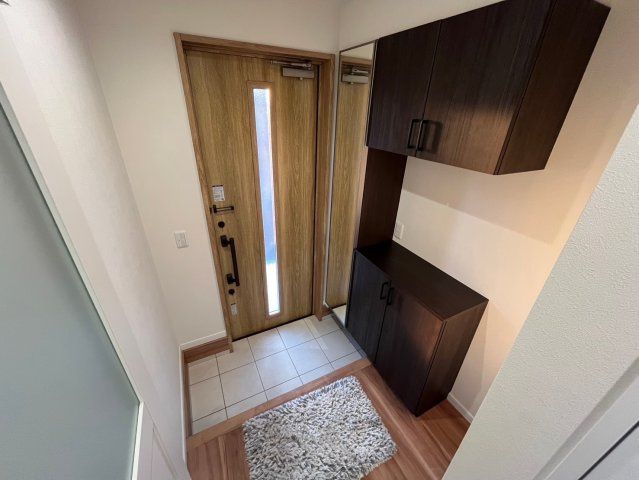 【玄関】 | 南区大福 | シューズボックスがあるので、靴などスッキリと収納できます☆