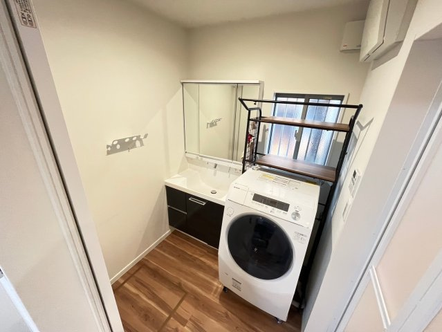 【ランドリースペース】 | 南区大福 | 洗濯機を置いても十分広いスペースです！