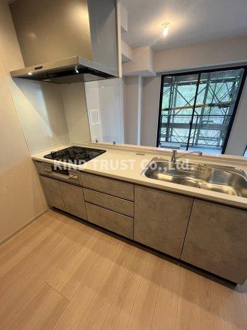 エクシアテラス梅田のキッチン|きれいなキッチンです