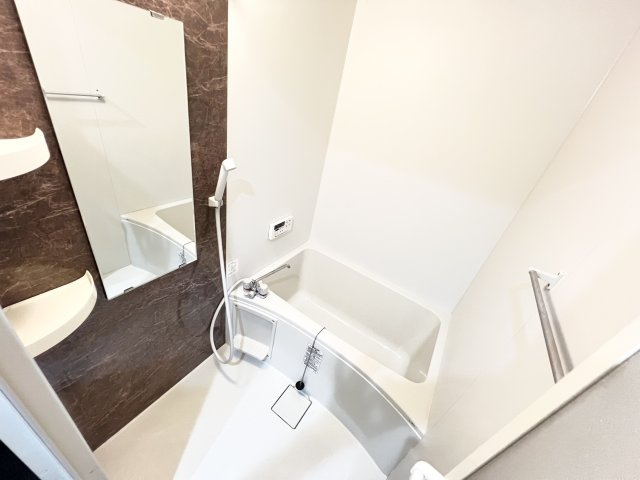 ヴィラ・アヴェニューⅡの浴室|日々の暮らしに欠かせないお風呂です