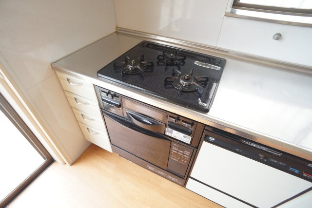 武庫山１丁目貸家のキッチン