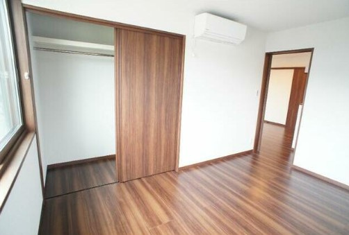 カーサデルソルB棟の収納|別号室の写真です