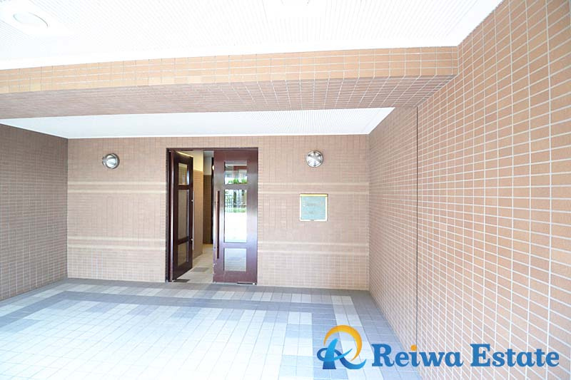 ベルパーク湘南茅ヶ崎エーデルワイス館のエントランス