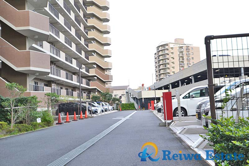 ベルパーク湘南茅ヶ崎エーデルワイス館の駐車場