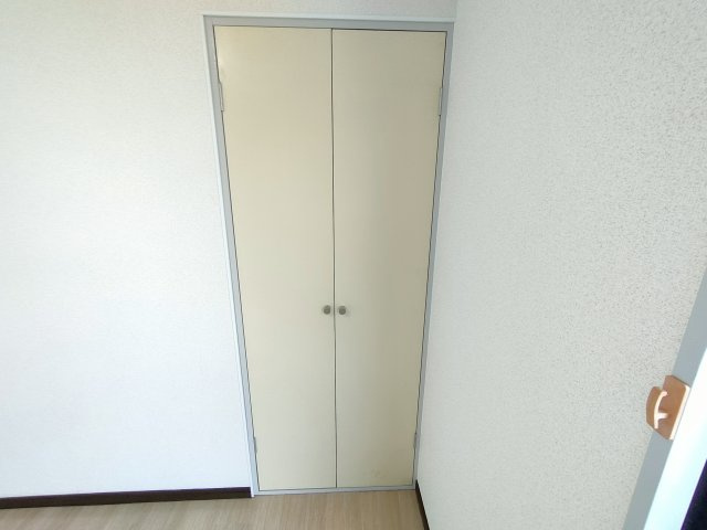 あたらしやマンションの収納