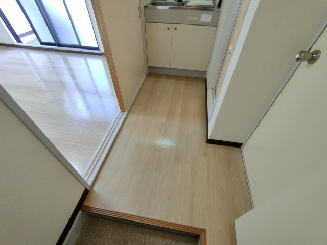 あたらしやマンションの内装
