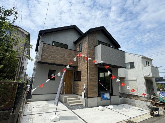 松戸市二十世紀が丘丸山町新築戸建【大橋小学校：6分】の外観|完成済み内覧可能です！