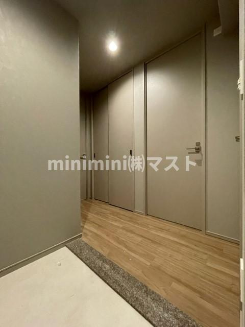 THE　WEAVE　MINAMISENBAの玄関