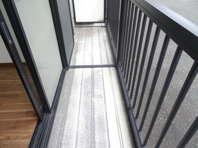 ノースフィールド深池Bのバルコニー