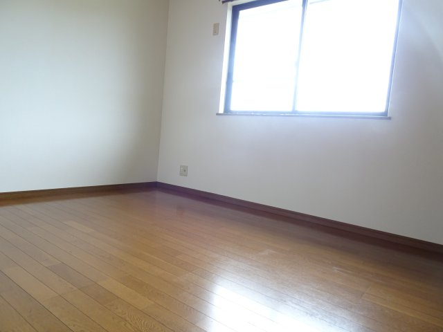 ノースフィールド深池Bの洋室