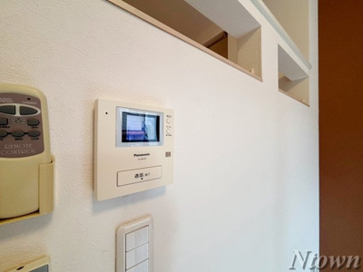 【セキュリティ】 | アップルハイム | モニター付きインターホンです