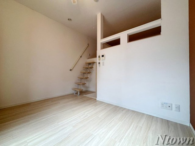 【居間・リビング】 | アップルハイム | ゆったりとした居間です