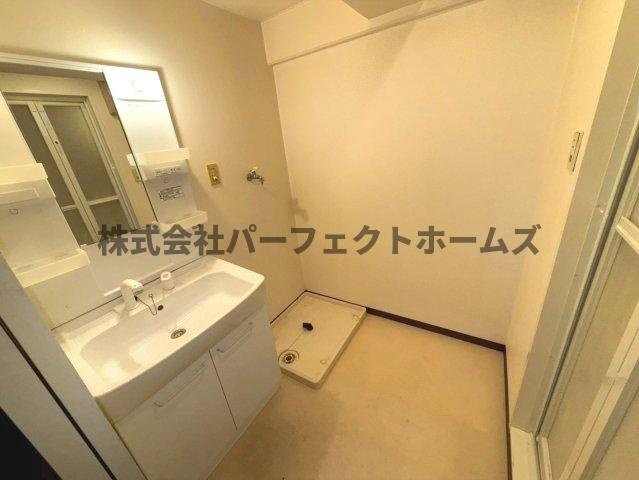 パープルソシアの洗面所|和室があると落ち着いた雰囲気になりますね