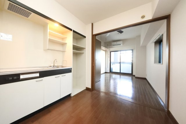 J’fort烏丸紫明の居間・リビング