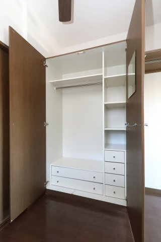 J’fort烏丸紫明の収納|クローゼット