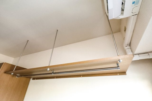 J’fort烏丸紫明の収納|吊棚