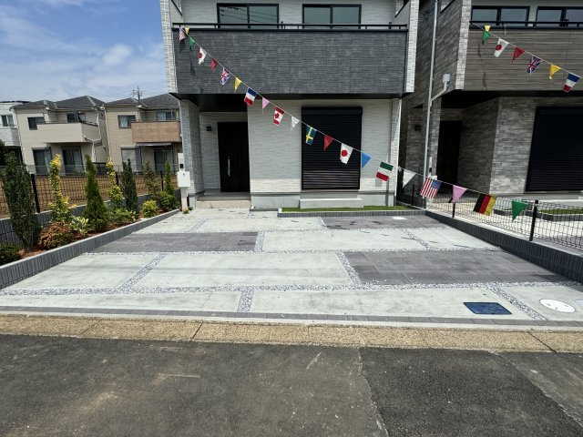 松戸市二十世紀が丘美野里町新築戸建【大橋小学校：6分】の駐車場|1号棟駐車スペース・並列２台駐車可