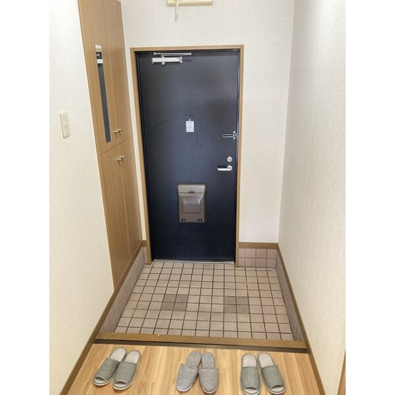 【玄関】 | フローラ日の出
