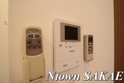 【セキュリティ】 | セレーノオオゾネ | モニター付きインターホンです