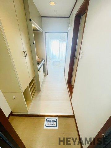 あこ物産ビルの玄関