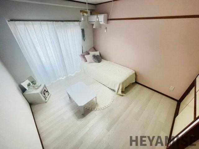 あこ物産ビルの内装