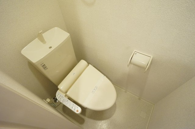 船橋市二宮２丁目のアパートのトイレ