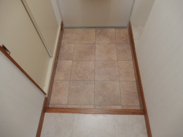 コーポ高田の玄関